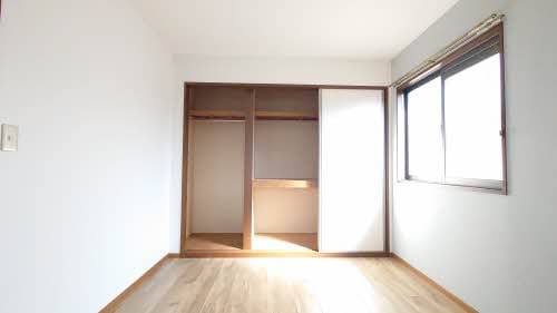  バリュージュ川口