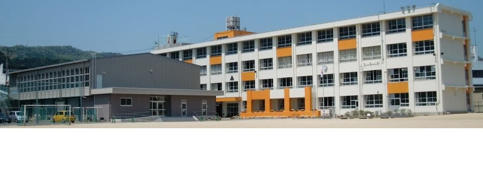 府中市立旭小学校(小学校)まで1901m フェザンレーヴ B