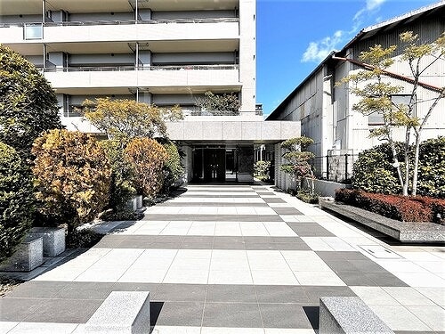 アプローチ　※2023年2月撮影 サーパスシティ天満町三番館