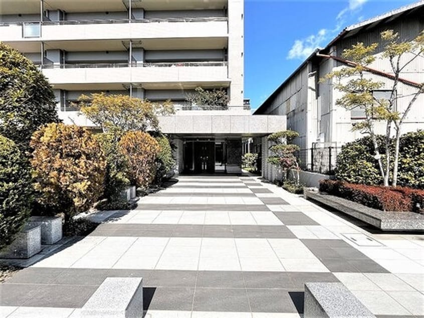アプローチ　※2023年2月撮影 サーパスシティ天満町三番館