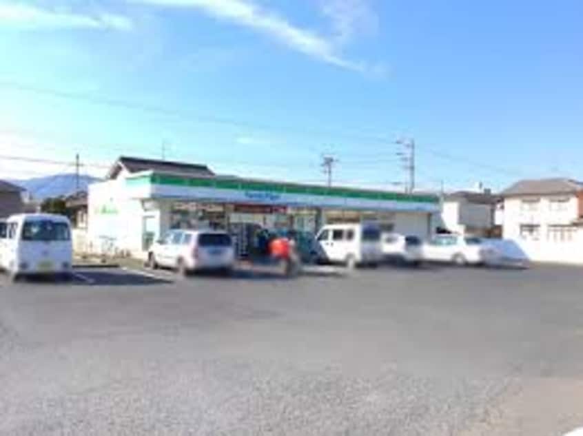ファミリーマート 福山曙五丁目店(コンビニ)まで329m アプリシティ
