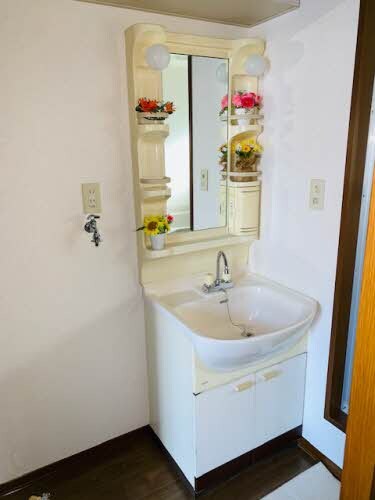  トリニータ C棟