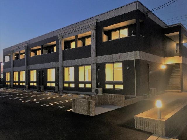 外観写真（夜） ティエードⅡ