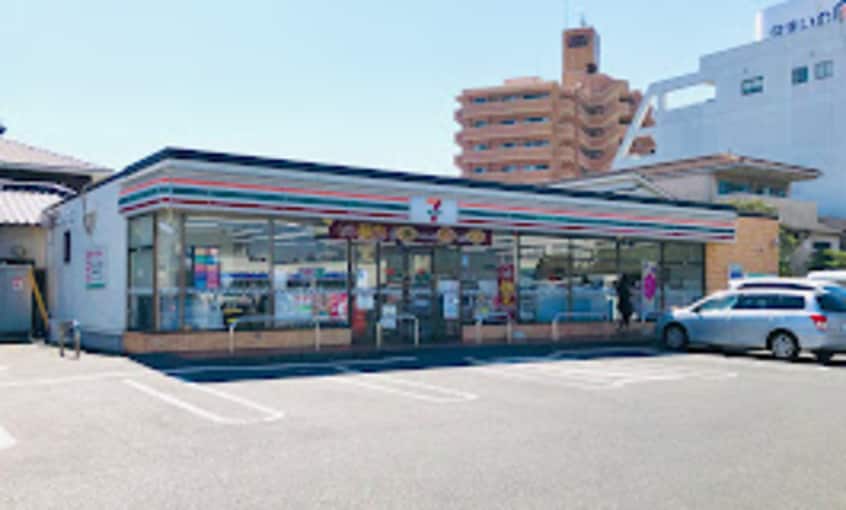 セブンイレブン 福山御門3丁目店(コンビニ)まで773m メゾンＴ