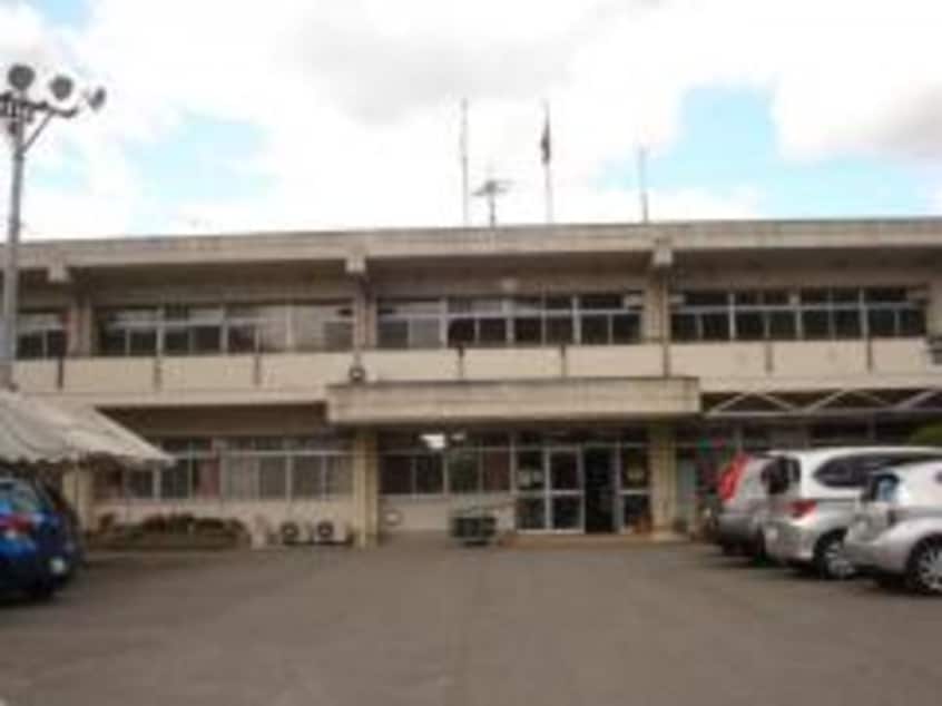 尾道市立久保中学校(中学校/中等教育学校)まで4228m グリーン・リーフ軽井沢