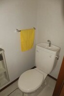  メゾンアメニティ槙原A棟