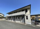ドミール多治米C棟の外観