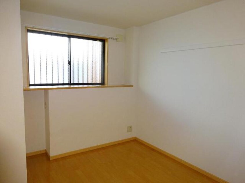 洋室(5.5帖) カサルビア