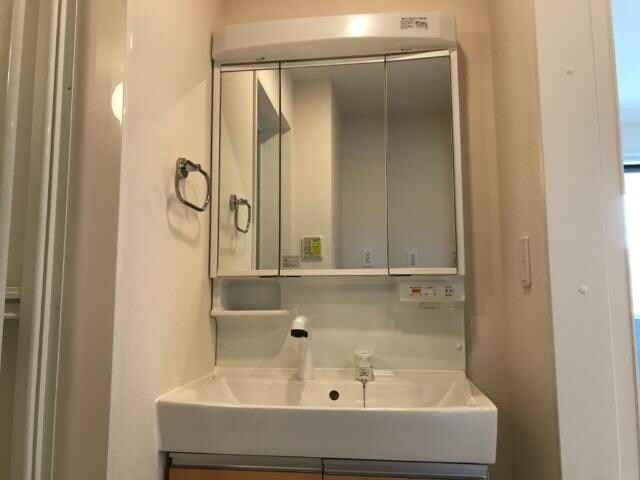 洗髪洗面化粧台 フルール・ド・スリジェ