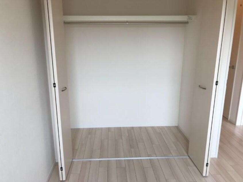 収納 フルール・ド・スリジェ