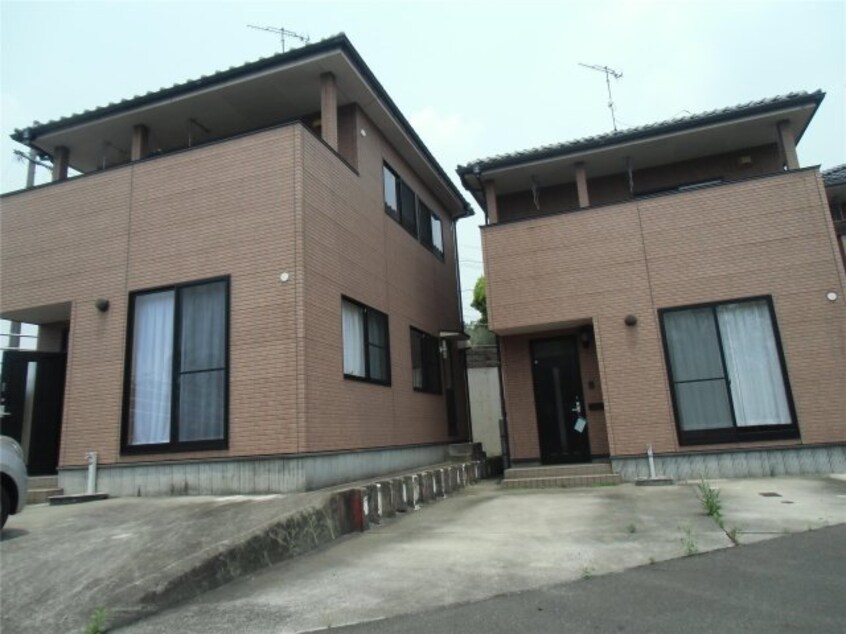  レイクサイド春日