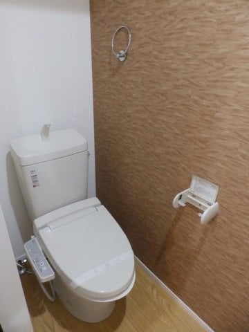  パインツリー A棟