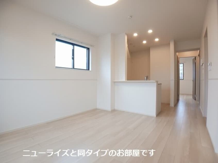  ロイセレストＢ