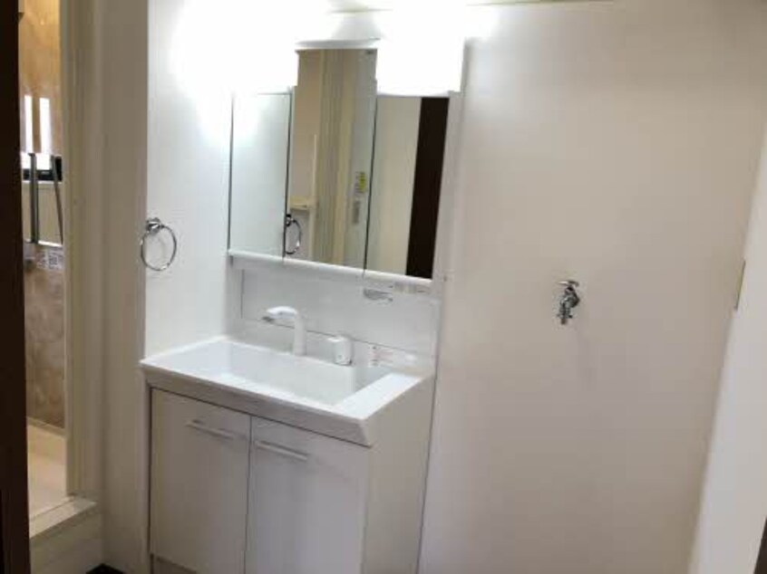  ハイネス駅家南 A棟