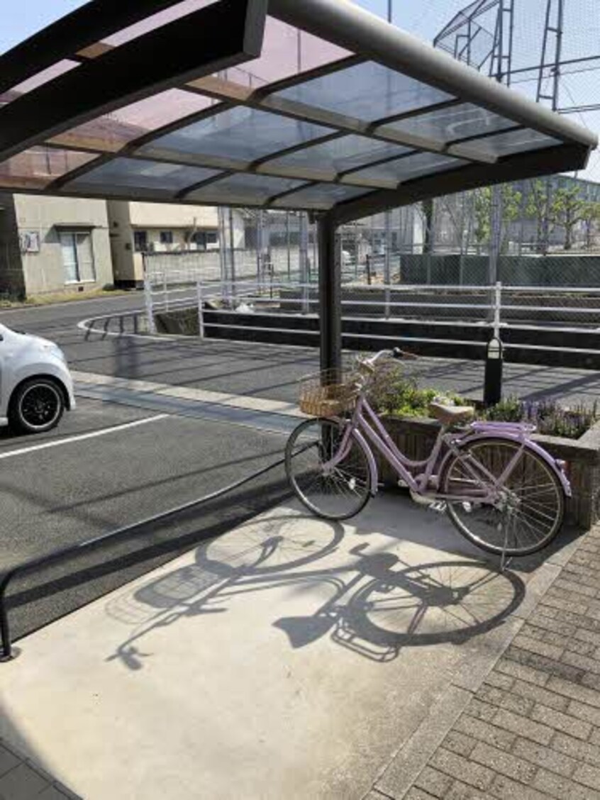  ハイネス駅家南 A棟