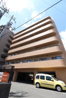 プラスパー旭通りの外観