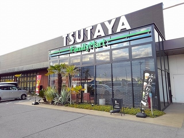 ＴＳＵＴＡＹＡ松永店まで1700m フェニックス