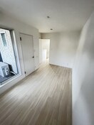 こちらの居間で趣味の時間をお楽しみください アルカンシェルA棟