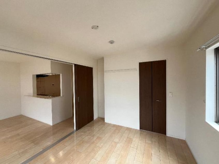 洋室(6.1帖) グランコスモＡ