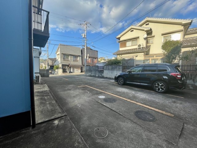  エステート春日A