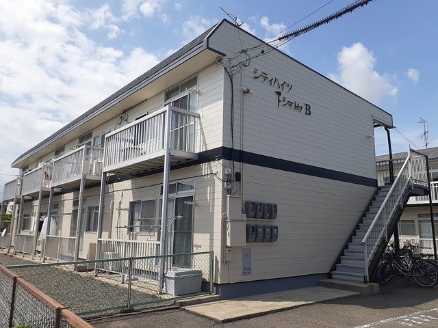  シティハイツ下河内Ｂ