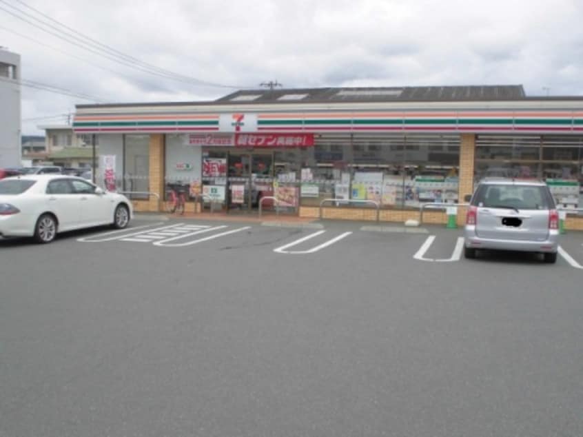 セブンイレブン 福山東川口4丁目店(コンビニ)まで505m ラフィネ　ロジュマン