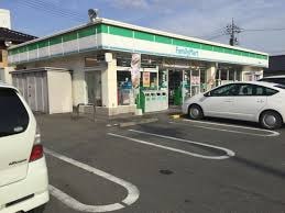 ファミリーマート 尾道高須町店(コンビニ)まで987m サンパティークS