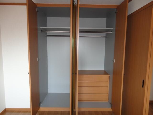 クローゼット（イメージ） サン・ヴィラージュ