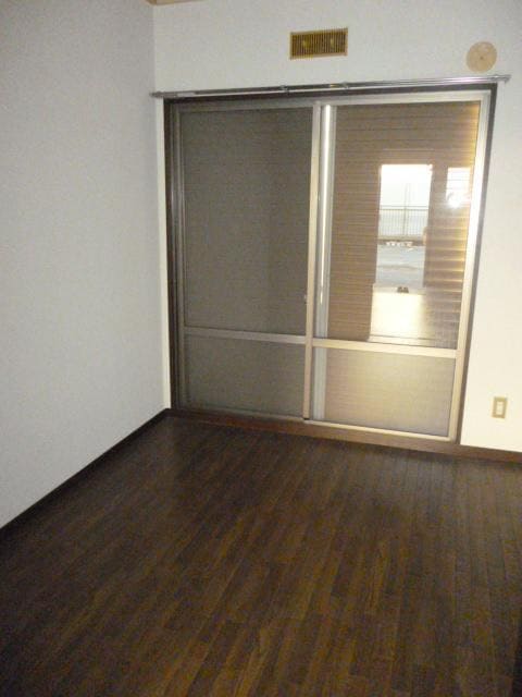  ファミールリラＡ