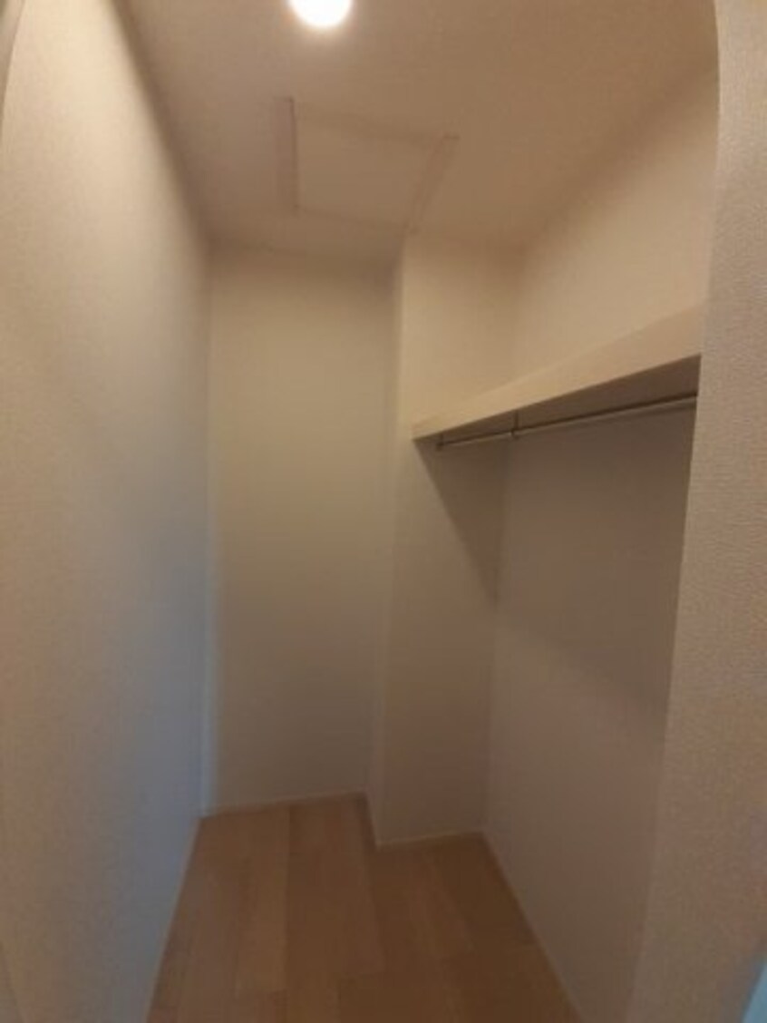  プリムヴェールＢ