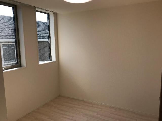 洋室 コリーナピアッタ