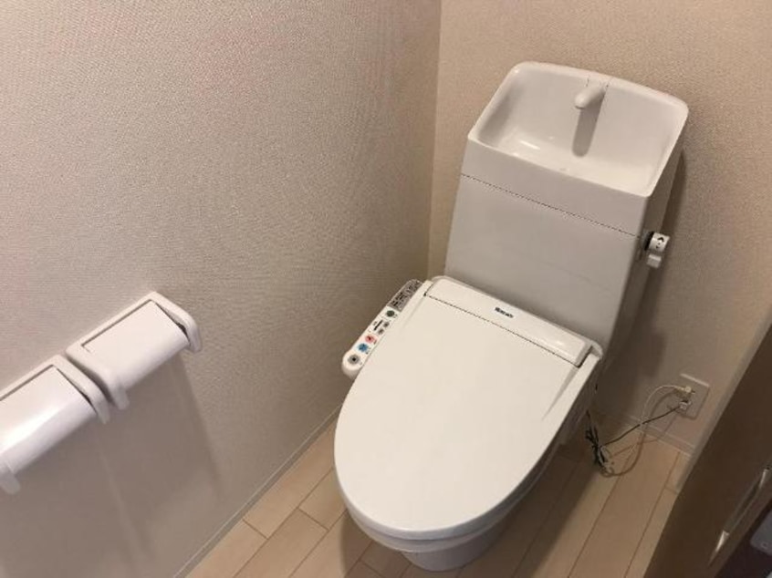 シャワー付トイレ コリーナピアッタ