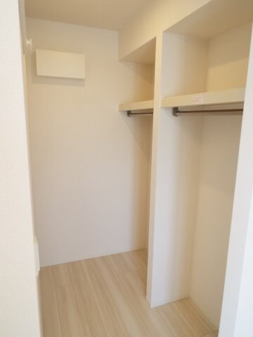  D-RESIDENCE E