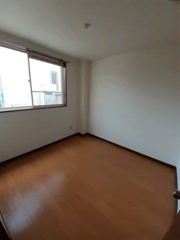  シティハイツみのかみＡ