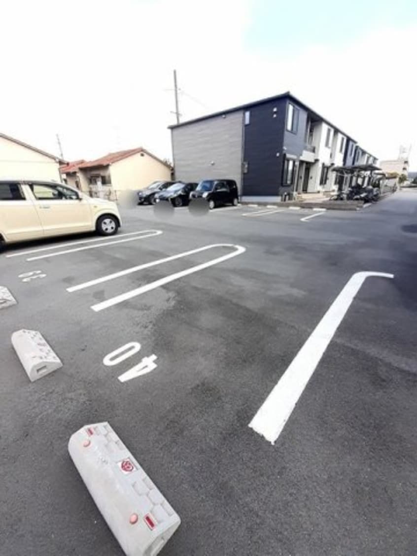  プリムヴェールＢ