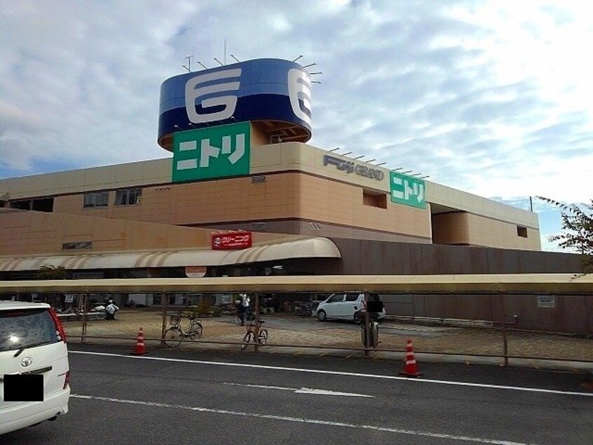 フジグラン尾道店まで1600m シティハイツみのかみＡ