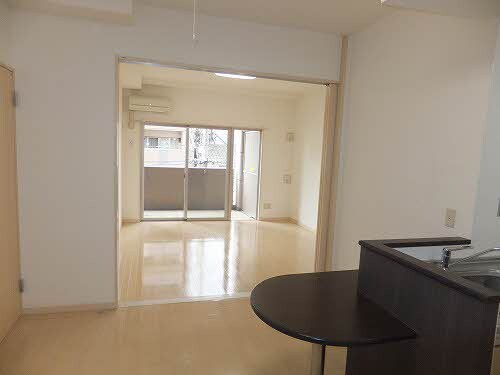  フラットリア御船