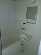  フォレストコーポ　A棟