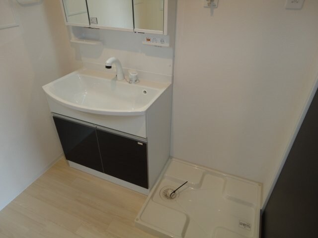 洗髪洗面化粧台 山陽本線（中国）/東福山駅 徒歩64分 2階 築9年
