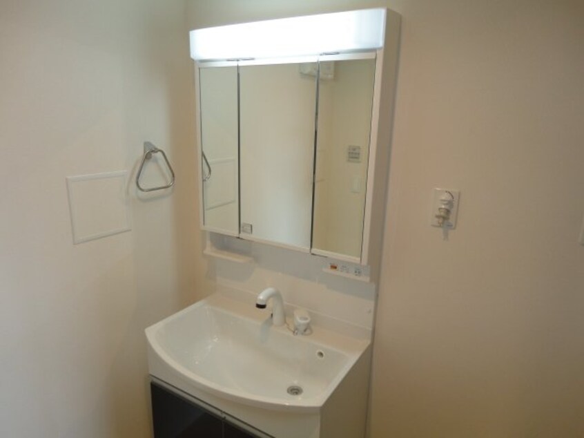 洗髪洗面化粧台 山陽本線（中国）/東福山駅 徒歩64分 2階 築9年
