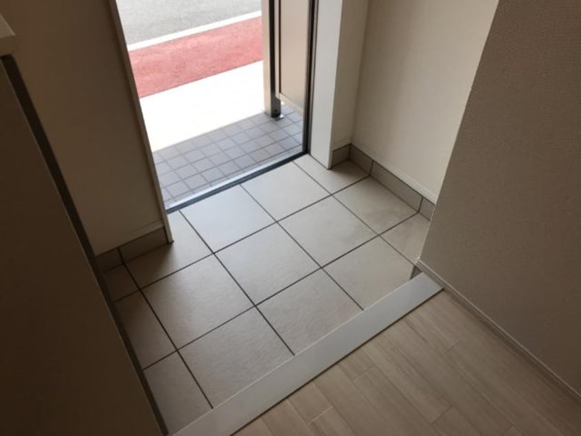 玄関 グランビスタ