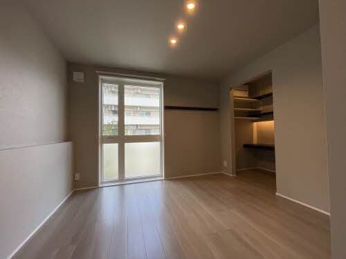  ザ ヘリテージ野上