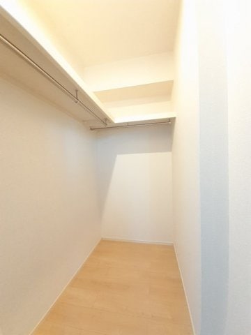  ロイヤル・パレス城興