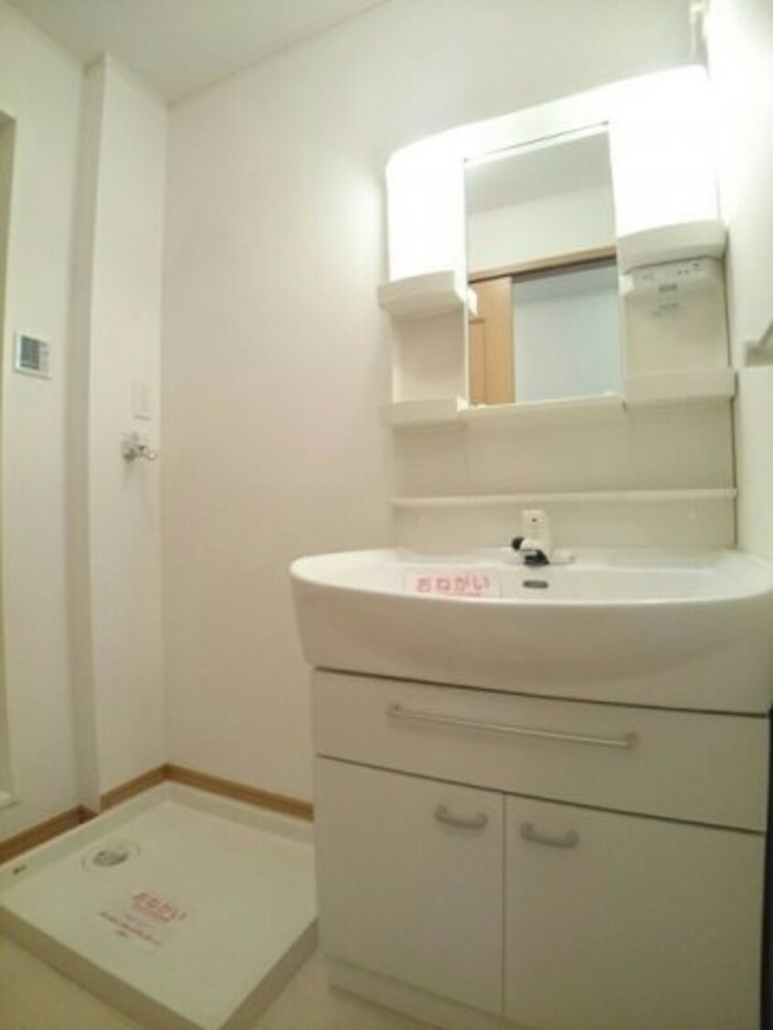  アンジュ・ルナ