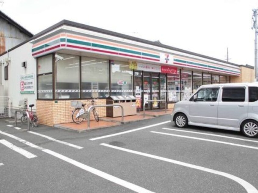 セブンイレブン 福山三吉町南店(コンビニ)まで801m ポルシェ松浜