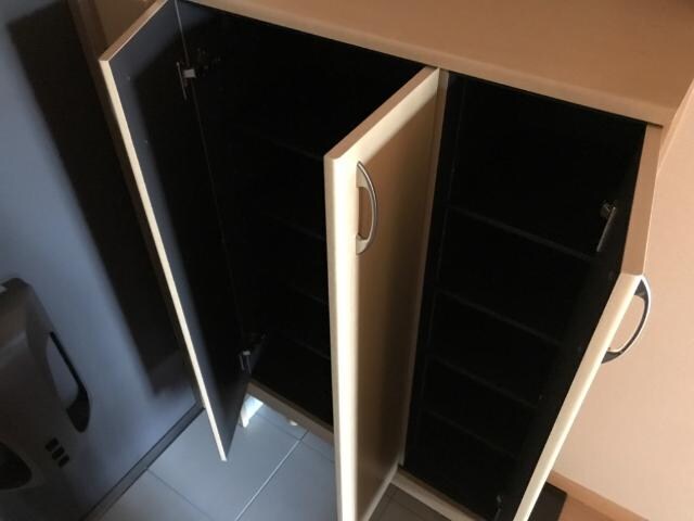 下駄箱 ラフィネ