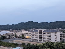 福山市立神辺中学校 826m サンモール新湯野