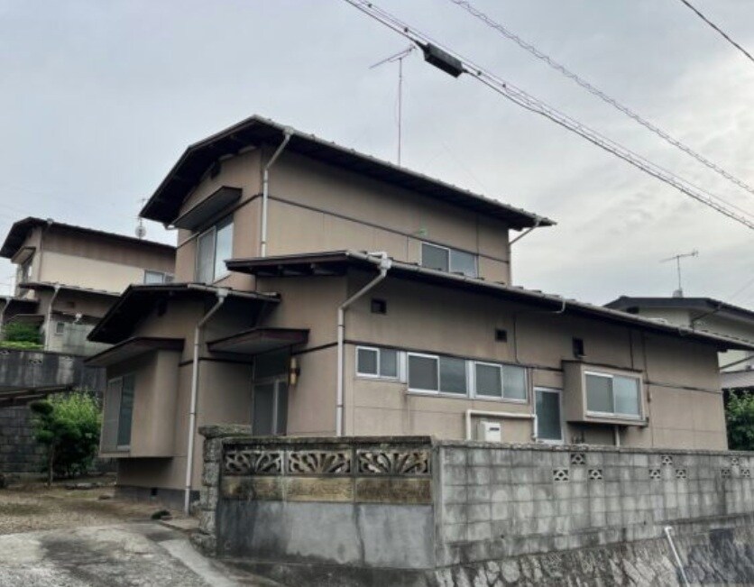  向陽町2丁目貸戸建て