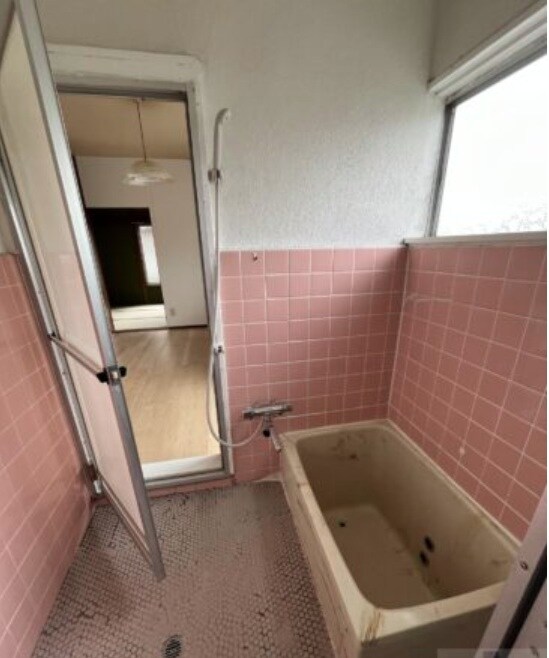  向陽町2丁目貸戸建て