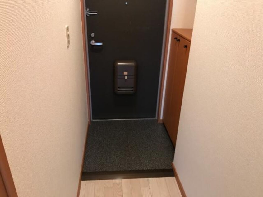 玄関 サンフォレスト曙